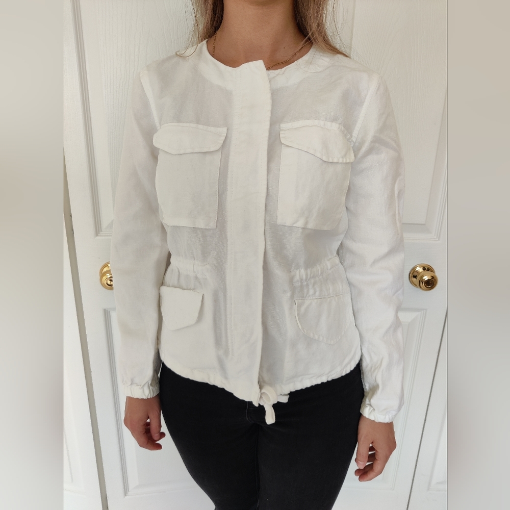 New GAP White Jacket